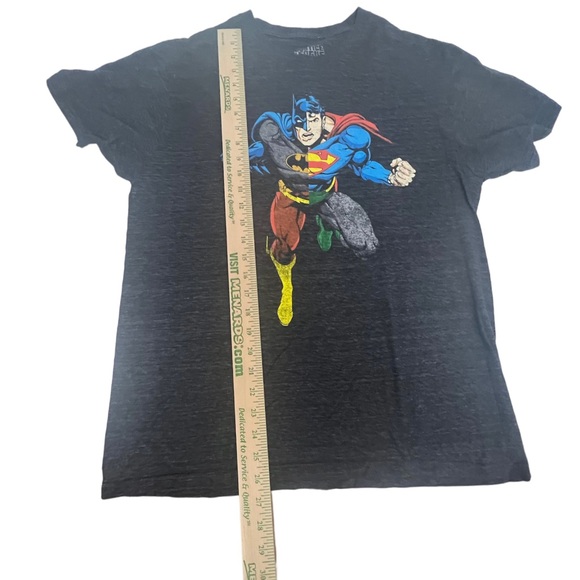 Justice League Size Medium Superman Batman Gray T-Shirt - Picture 5 of 6